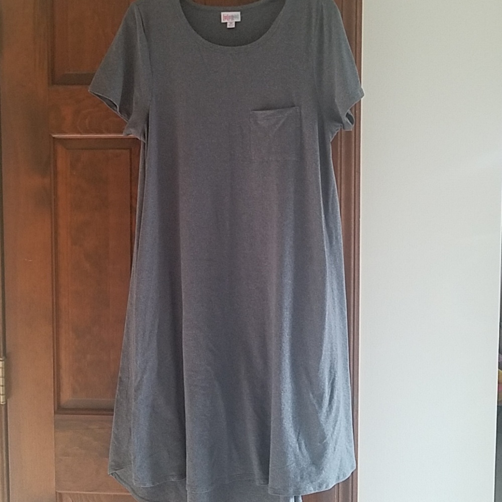 Lularoe M Carly